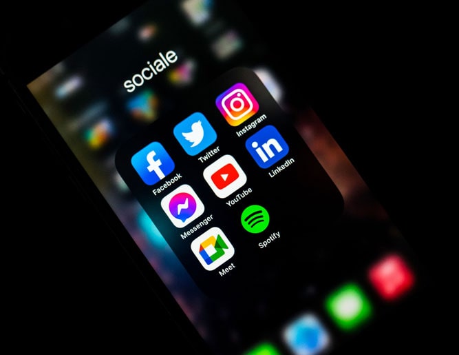 Social media advertising service